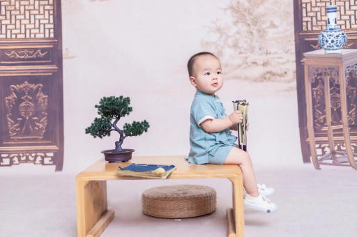 南宁孕妇八个月肚子胀